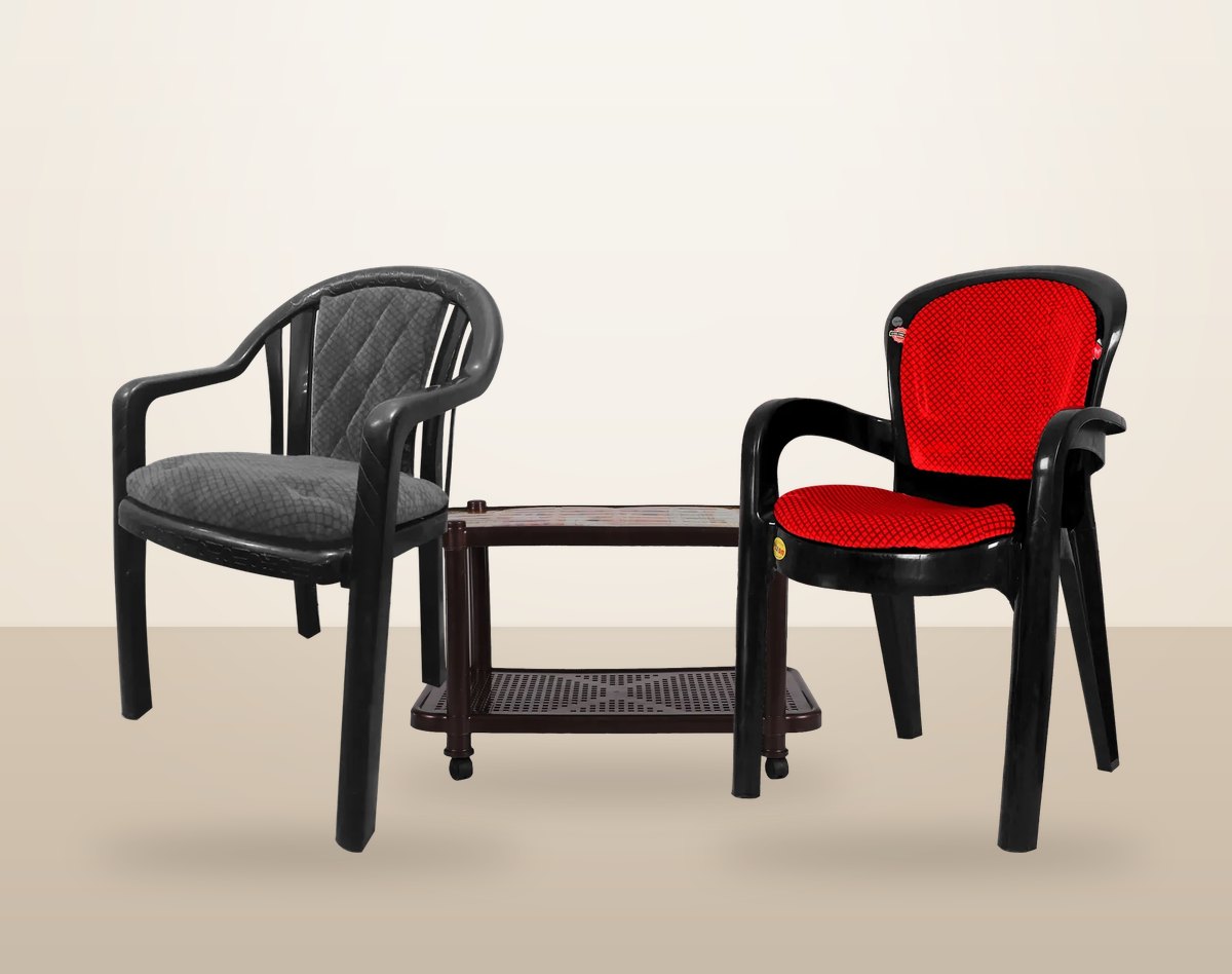 NEXT Magnetik and Vanity Super Deluxe cushioned arm chairs with a NEXT Fantasy coffee table